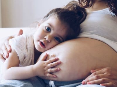 Kindgerechte Aufklärung über Zeugung, Schwangerschaft und Geburt