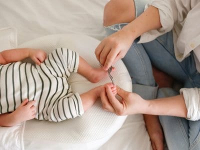 Baby Nagelschere: Darauf sollten Eltern achten