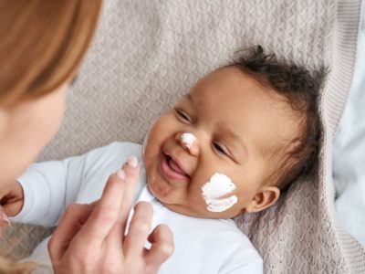 Trockene Haut beim Baby: Ursache & Pflege 
